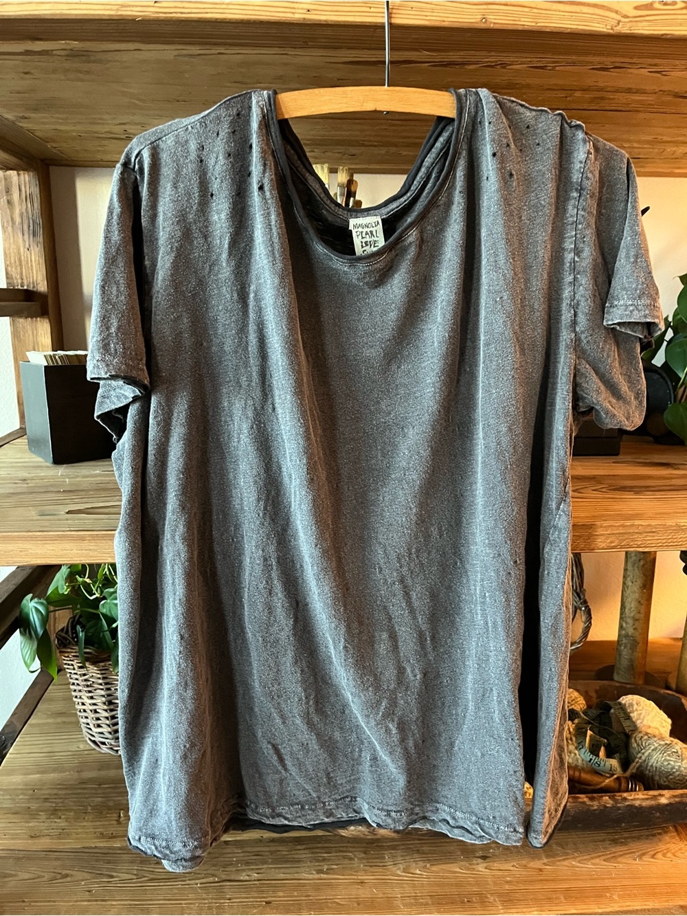 ♥️ Magnolia Pearl Boyfriend Tee